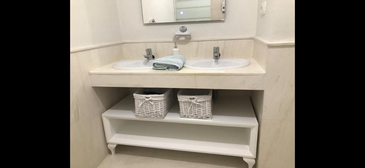 Mi Capricho 4C Beachfront -Apartment With Sea View - Costa Del Sol Sitio de Calahonda المظهر الخارجي الصورة